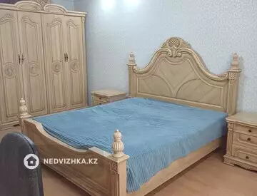 3-комнатная квартира, этаж 8 из 8, 130 м², Посуточно