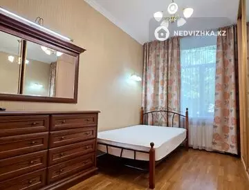 2-комнатная квартира, этаж 1 из 4, 45 м², На длительный срок