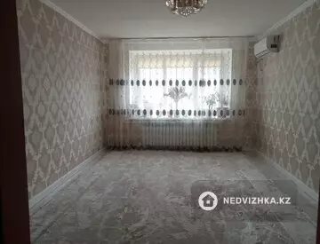 2-комнатная квартира, этаж 1 из 5, 49 м²