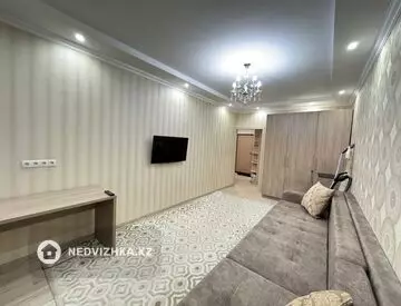 1-комнатная квартира, этаж 7 из 12, 40 м²