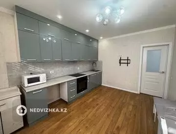 2-комнатная квартира, этаж 7 из 10, 65 м²