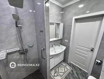 2-комнатная квартира, этаж 7 из 10, 65 м²