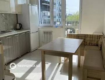 2-комнатная квартира, этаж 5 из 10, 67 м²
