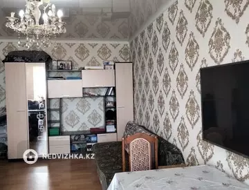 1-комнатная квартира, этаж 8 из 9, 44 м²