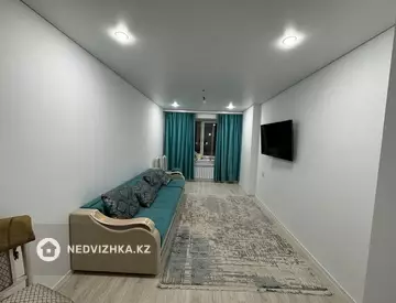 1-комнатная квартира, этаж 3 из 9, 44 м²