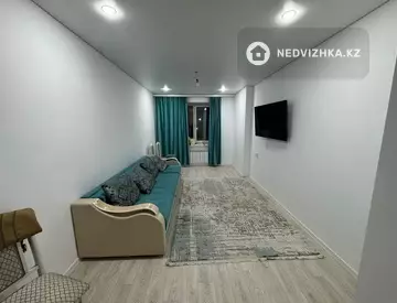 1-комнатная квартира, этаж 3 из 9, 44 м²