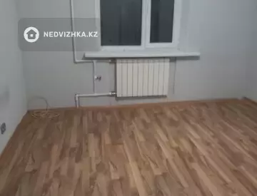 2-комнатная квартира, этаж 3 из 5, 54 м²