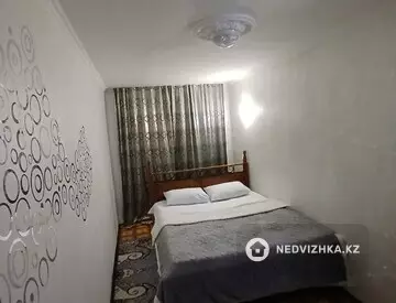 2-комнатная квартира, этаж 2 из 4, 48 м², Посуточно