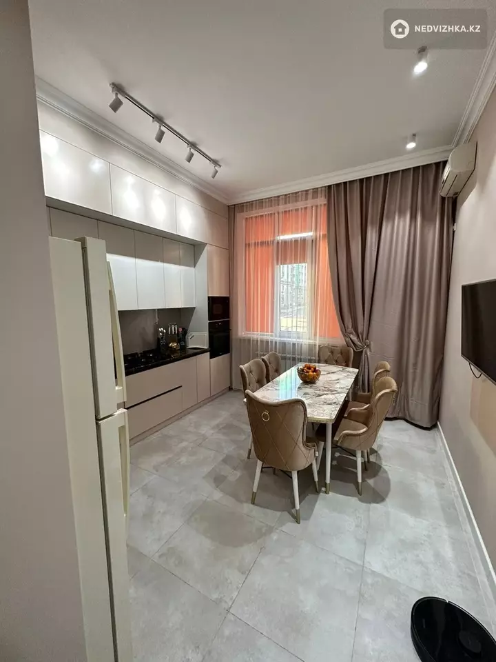 153.9 м², 5-комнатная квартира, этаж 1 из 9, 154 м², изображение - 1