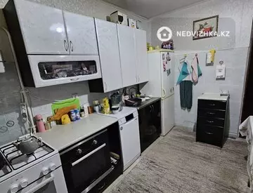 1-комнатная квартира, этаж 9 из 9, 45 м²