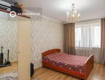 2-комнатная квартира, этаж 4 из 9, 65 м²