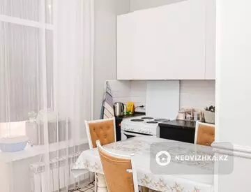 2-комнатная квартира, этаж 3 из 9, 35 м²
