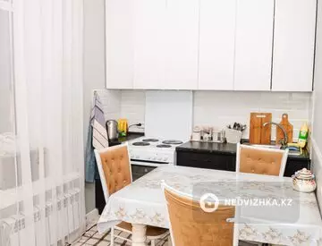 2-комнатная квартира, этаж 3 из 9, 35 м²