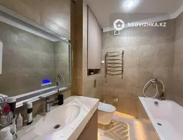 3-комнатная квартира, этаж 2 из 8, 93 м²