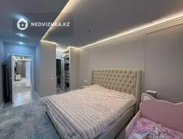 3-комнатная квартира, этаж 2 из 8, 93 м²
