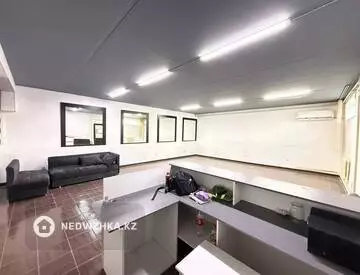 Помещение, этаж 1 из 9, 75 м²