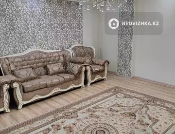 3-комнатная квартира, этаж 3 из 10, 98 м²