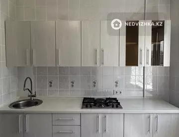 1-комнатная квартира, этаж 8 из 9, 41 м²