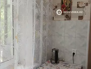 2-комнатная квартира, этаж 2 из 5, 42 м²