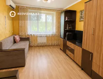 2-комнатная квартира, этаж 2 из 3, 40 м²