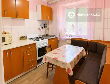 2-комнатная квартира, этаж 2 из 3, 40 м²