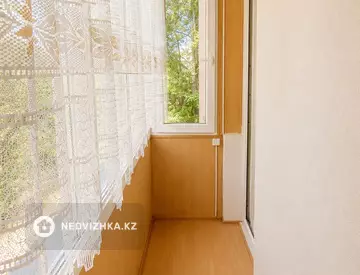 2-комнатная квартира, этаж 2 из 3, 40 м²