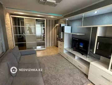1-комнатная квартира, этаж 4 из 5, 33 м²