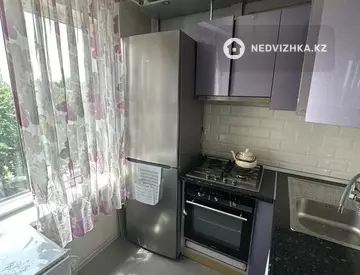 1-комнатная квартира, этаж 4 из 5, 33 м²