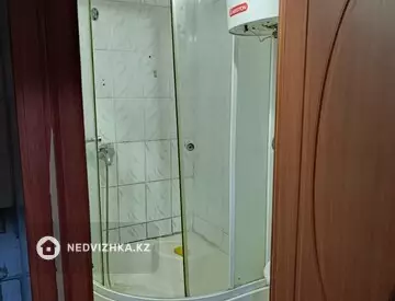 3-комнатная квартира, этаж 2 из 5, 60 м², На длительный срок