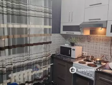 2-комнатная квартира, этаж 3 из 4, 53 м²