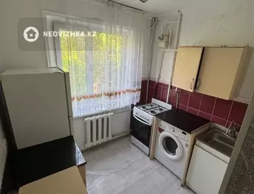 1-комнатная квартира, этаж 4 из 5, 30 м²