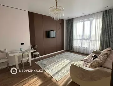 2-комнатная квартира, этаж 13 из 14, 44 м², На длительный срок