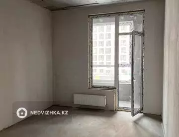 1-комнатная квартира, этаж 2 из 12, 108 м²