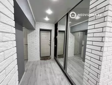 3-комнатная квартира, этаж 2 из 3, 70 м², На длительный срок