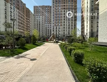 2-комнатная квартира, этаж 2 из 12, 68 м²