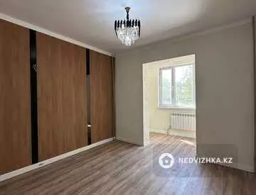 2-комнатная квартира, этаж 2 из 5, 54 м²