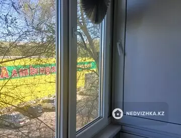 2-комнатная квартира, этаж 3 из 5, 45 м²