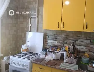2-комнатная квартира, этаж 3 из 5, 45 м²