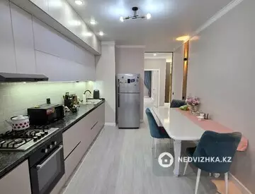 4-комнатная квартира, этаж 11 из 11, 105 м²
