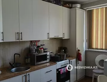 3-комнатная квартира, этаж 4 из 9, 70 м²