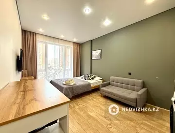 1-комнатная квартира, этаж 2 из 16, 35 м², Посуточно
