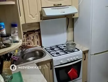 2-комнатная квартира, этаж 3 из 5, 46 м²