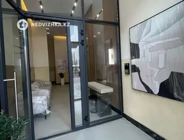 2-комнатная квартира, этаж 8 из 9, 65 м²
