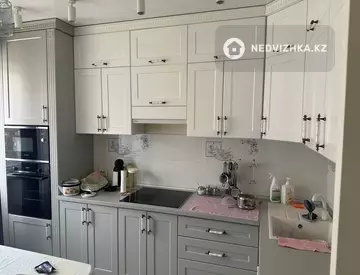 3-комнатная квартира, этаж 5 из 10, 93 м²