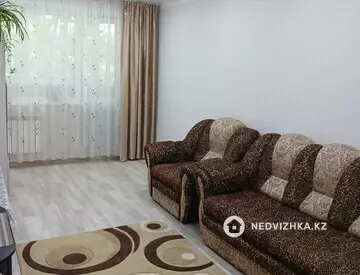 2-комнатная квартира, этаж 3 из 5, 47 м²