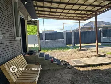 4-комнатный дом, 6 соток, 72 м²