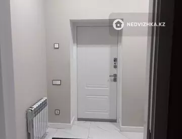 5-комнатный таунхаус, 4 соток, 245 м²