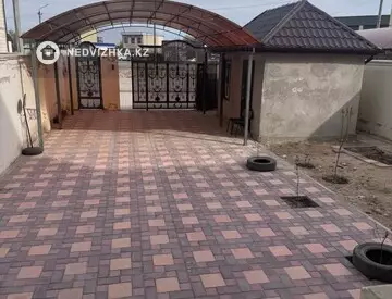 5-комнатный таунхаус, 4 соток, 245 м²