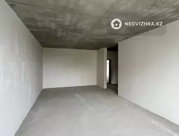 3-комнатная квартира, этаж 4 из 12, 105 м²