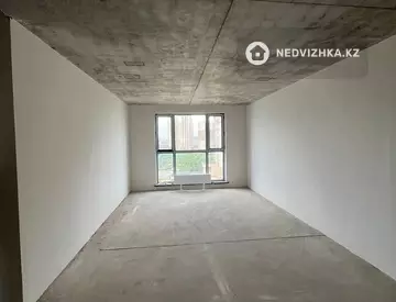 3-комнатная квартира, этаж 4 из 12, 105 м²